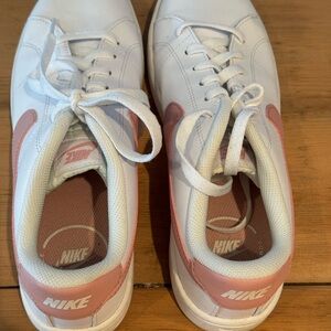 Nike Women's White and Pink Sneakers